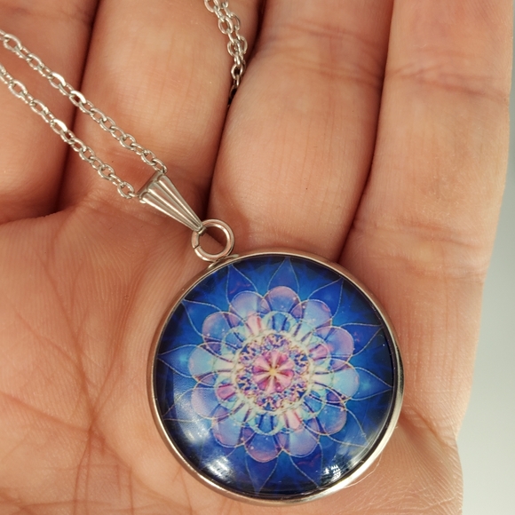 Blue Bohemian Silvertone Necklace - Picture 2 of 3